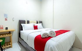 RedDoorz @ Simpang Pemda Medan